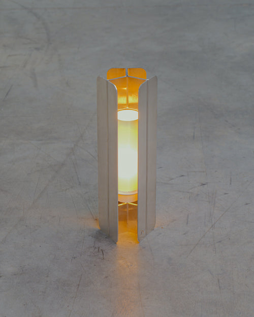 Petite Lampe en Inox Allumé 