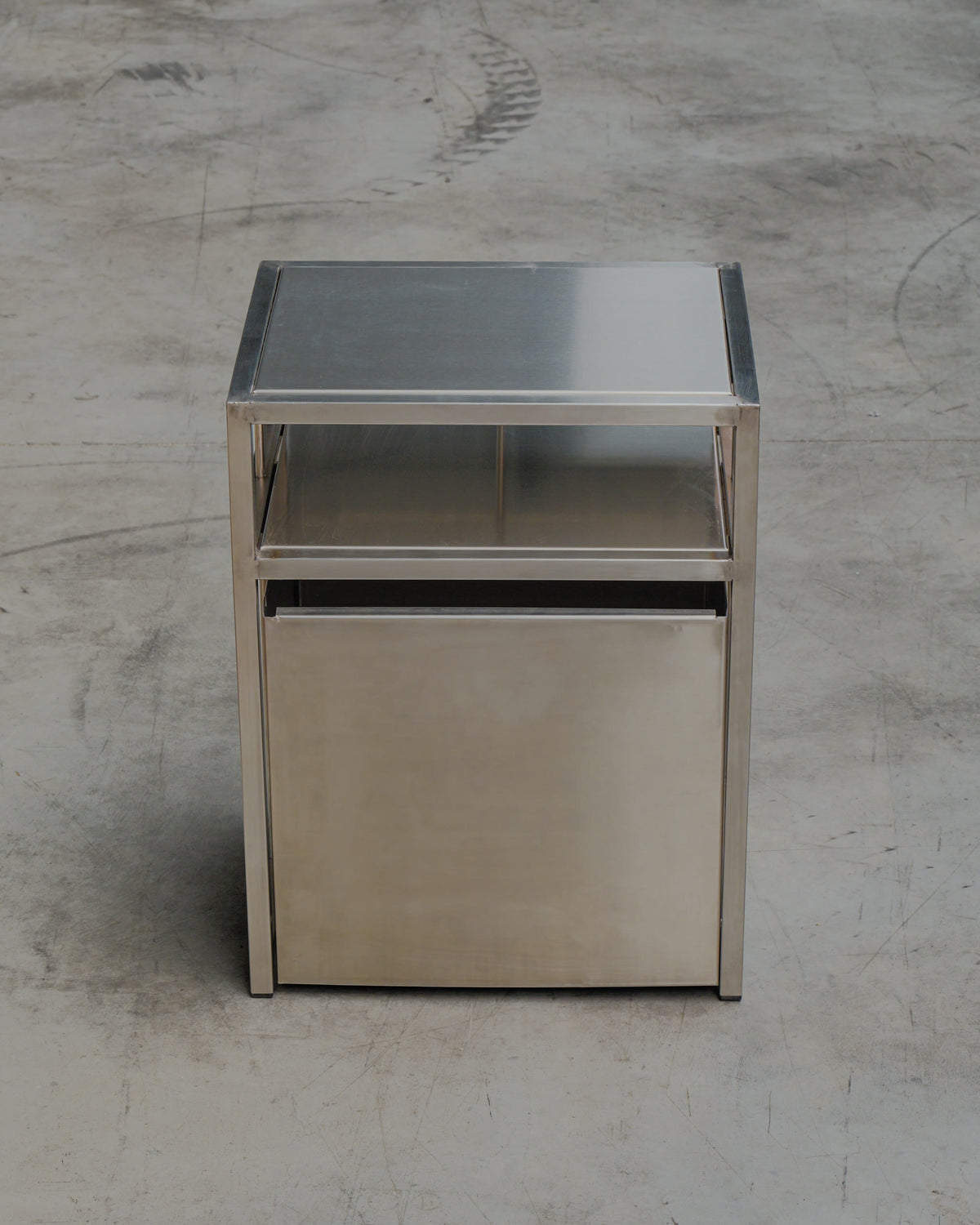 Meuble à Coffret en Inox 