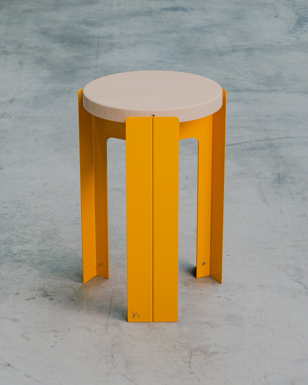 Tabouret Cobalt en Jaune